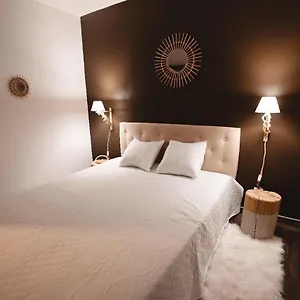 Appartement Et Garage Au Cœur De, LʼIsle-sur-la-Sorgue