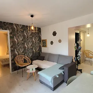 Appartement Vintage, LʼIsle-sur-la-Sorgue