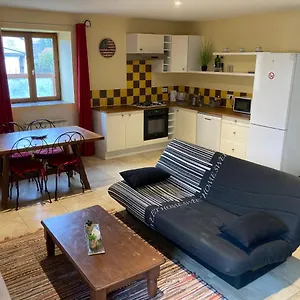 https://la-mare-aux-oiseaux-1608.hotels-rhonealpes.com